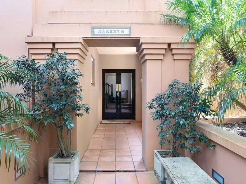 Buyers Agent Purchase in Birriga Rd, Bellevue Hill Buyer - Entrance