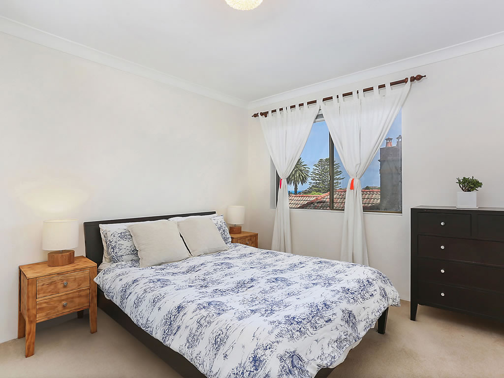 Home Buyer in Waverley, Sydney - Bedroom