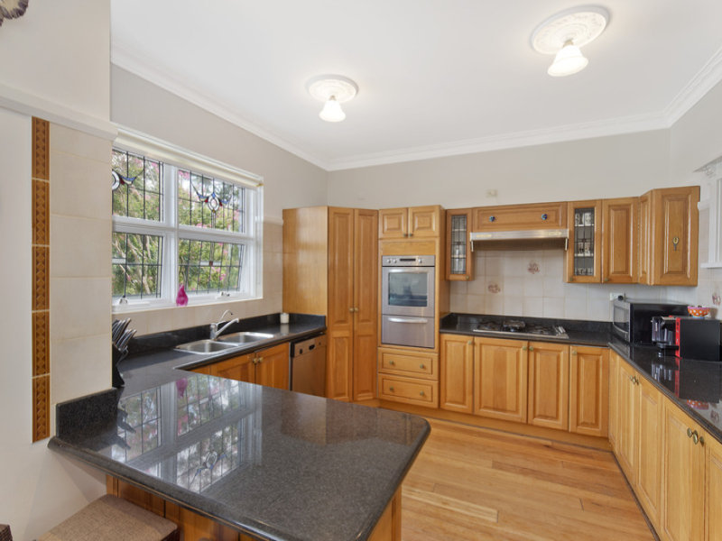 Home Buyer in Bourke Queens Park, Sydney - Kitchen