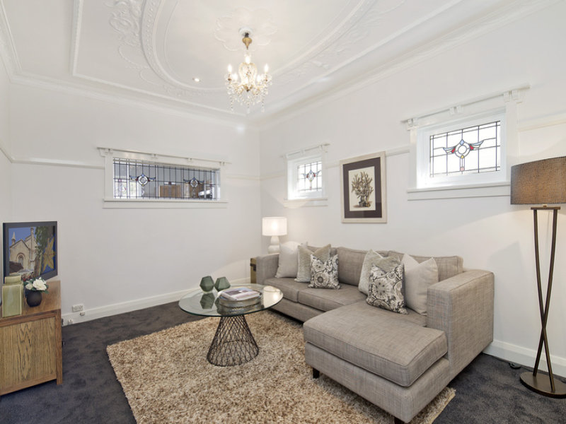 Home Buyer in Bourke Queens Park, Sydney - Living Room