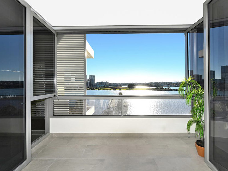 Buyers Agent Purchase in Rhodes, Inner West, Sydney - Terrace with Lake View