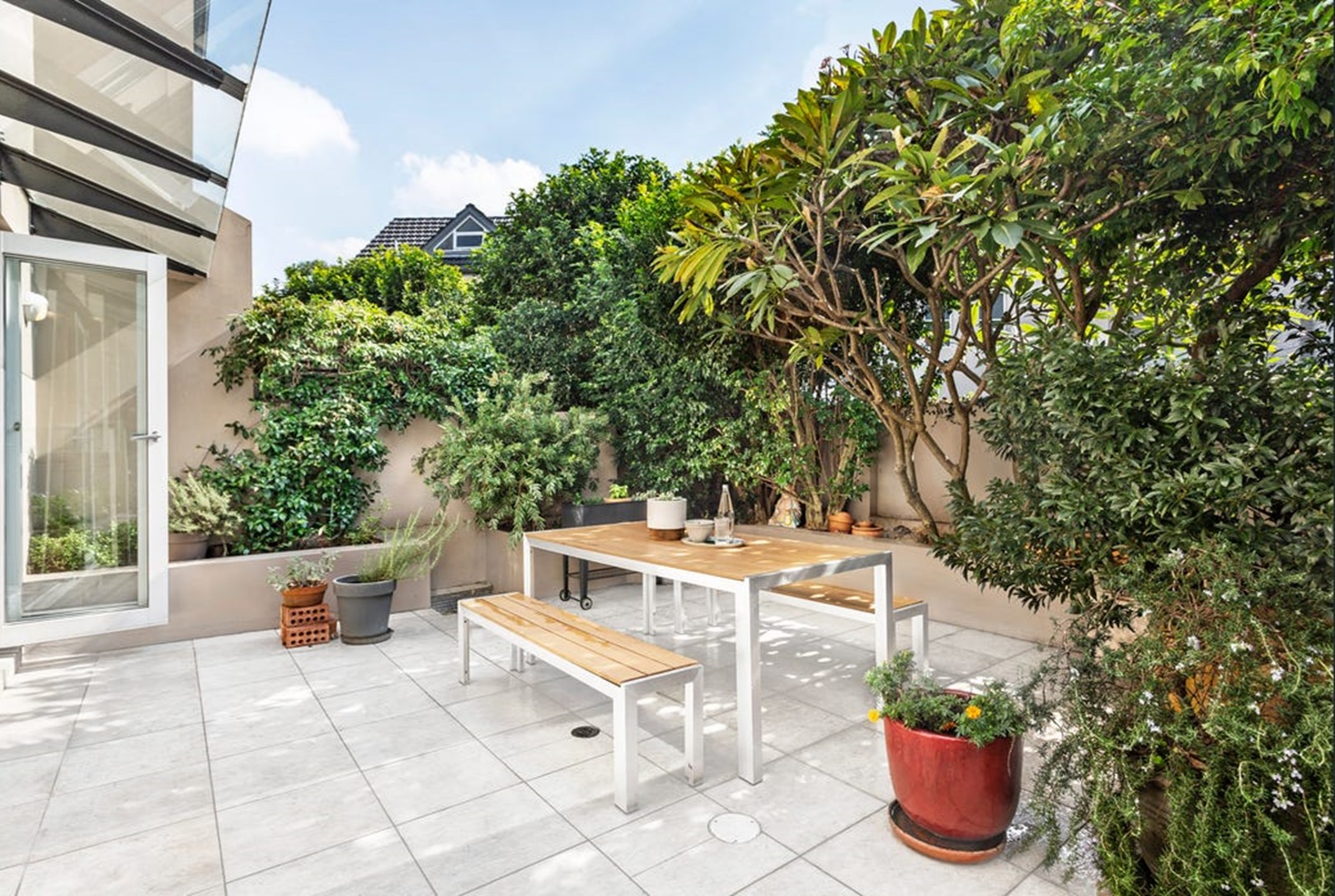 Home Buyer in Dove Lane, Randwick, Sydney - Outdoor