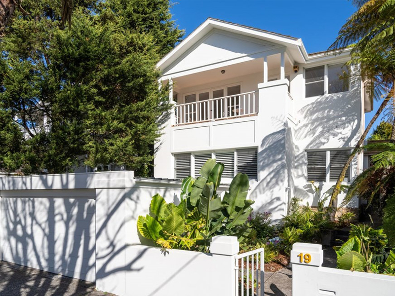 Home Buyer in Bellevue Hill, Sydney - Main