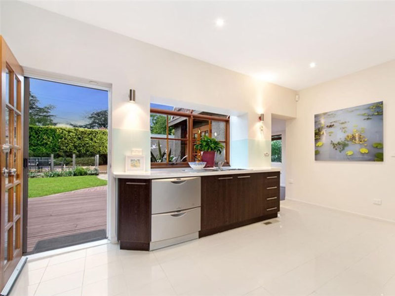 Home Buyer in Hann Street Griffith, Sydney - Kitchen