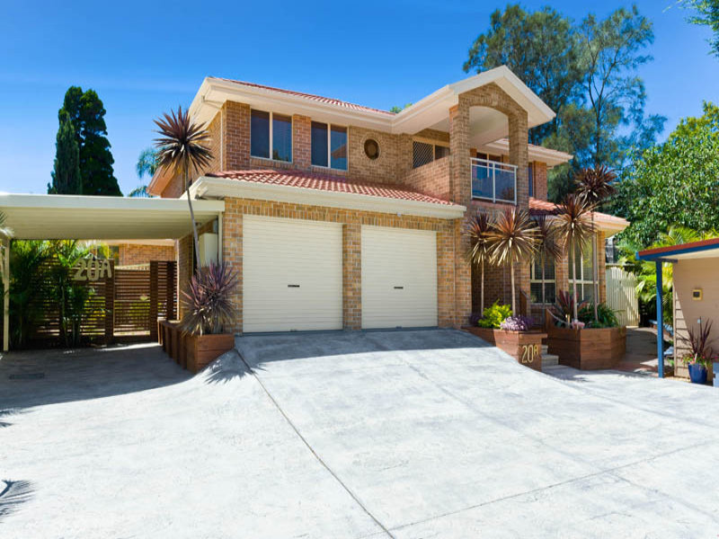 Home Buyer in Hereford St Botany, Sydney - Garage