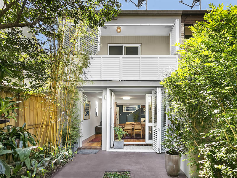 st-james bondi junction home front view