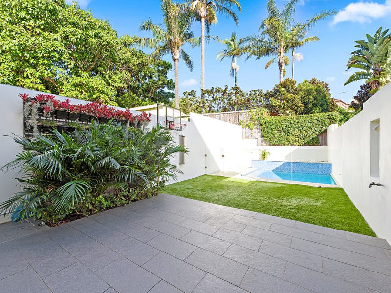 Home Buyer in Strickland St Rose Bay, Sydney - Pool