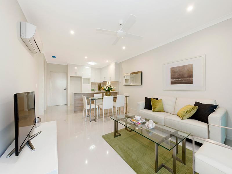 Coorparoo, Brisbane 4 km South East of the CBD - Living Room