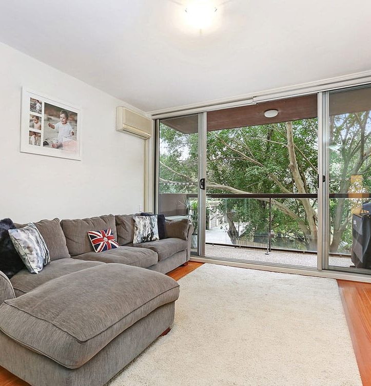 Buyers Agent Purchase – Apartment in Bellevue Hill, Sydney - Living Room