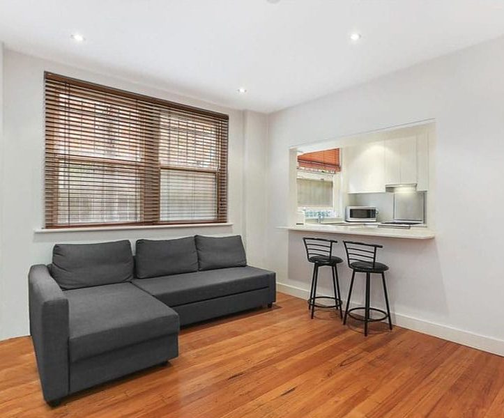 Buyers Agent Purchase – Curlewis St, Bondi Beach, Eastern Suburbs, Sydney - Living Room