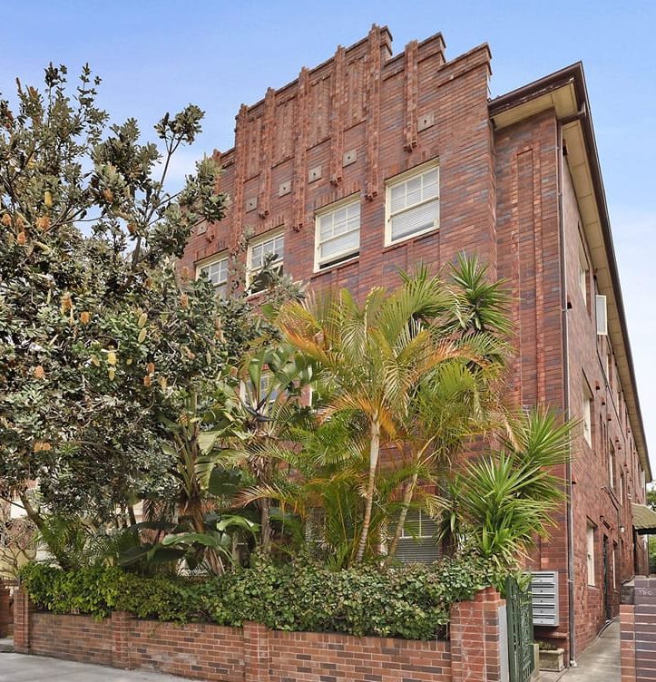 Buyers Agent Purchase – Curlewis St, Bondi Beach, Sydney - House