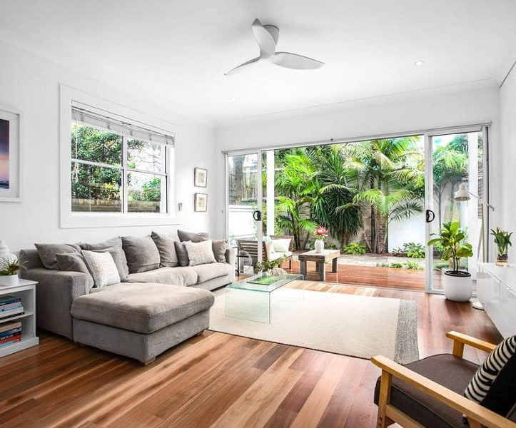 Buyers Agent Purchase – Apartment in Curlewis St, Bondi Beach, Sydney - Living Room