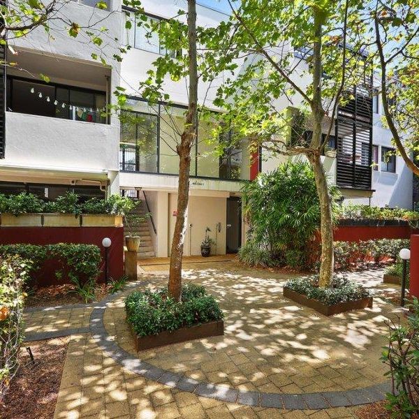 Buyers Agent Purchase – Chippendale, Sydney - Courtyard