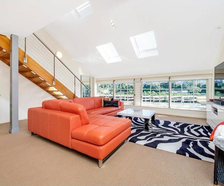 Buyers Agent Purchase – Cowper Wharf Rd, Woolloomooloo, Sydney - Living Room