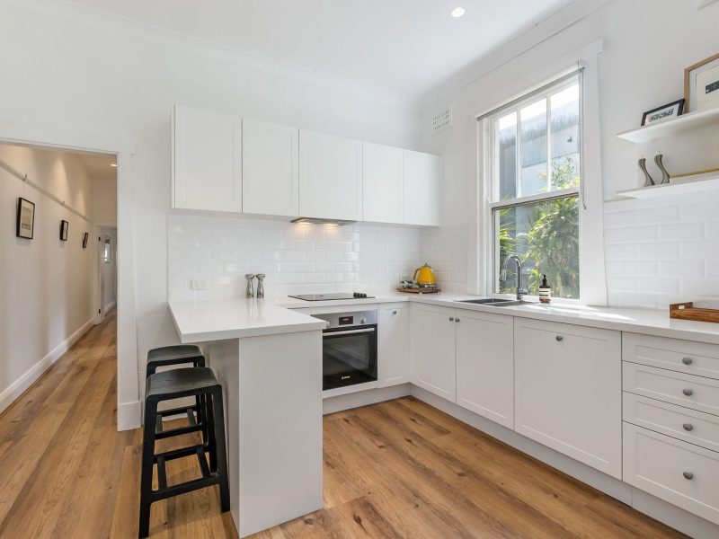 Buyers Agent Purchase – Apartment in Alexander St, Coogee, Sydney - Kitchen