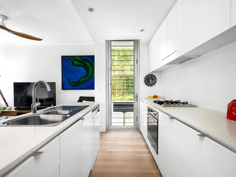 Buyers Agent Purchase – Apartment in Bondi, Sydney - Kitchen