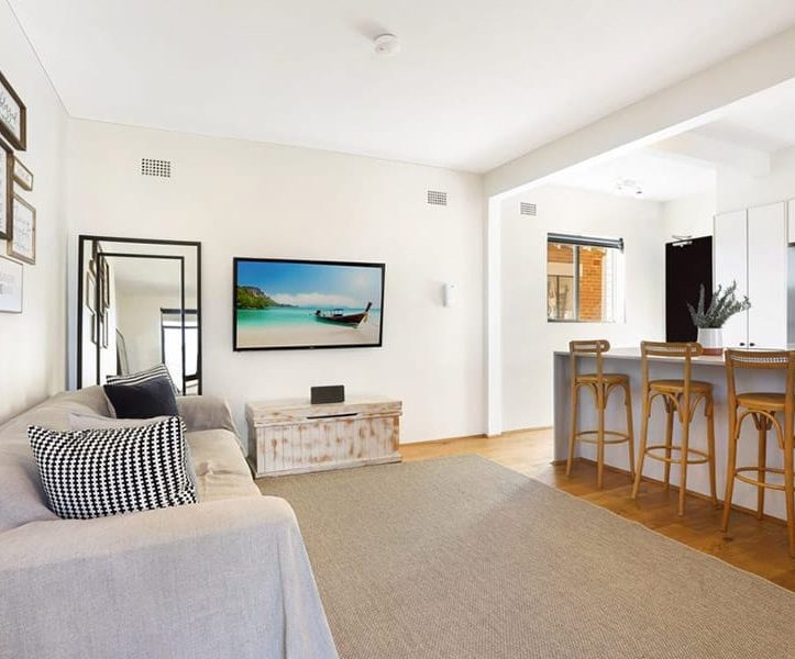 buyers agent purchase north bondi sydney-living room