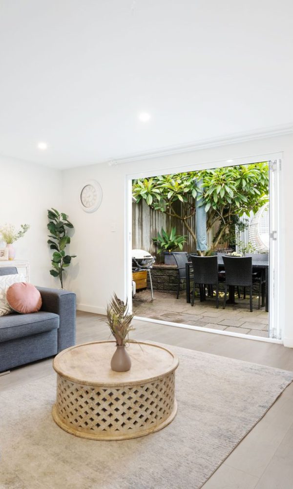 Buyers Agent Purchase – Sparks St, Eastlakes, Sydney - Living Room