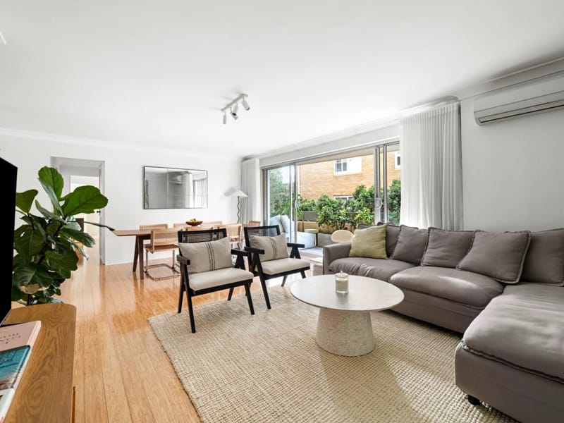 Buyers Agent purchase in Bennett St, Bondi - Living Room side 2