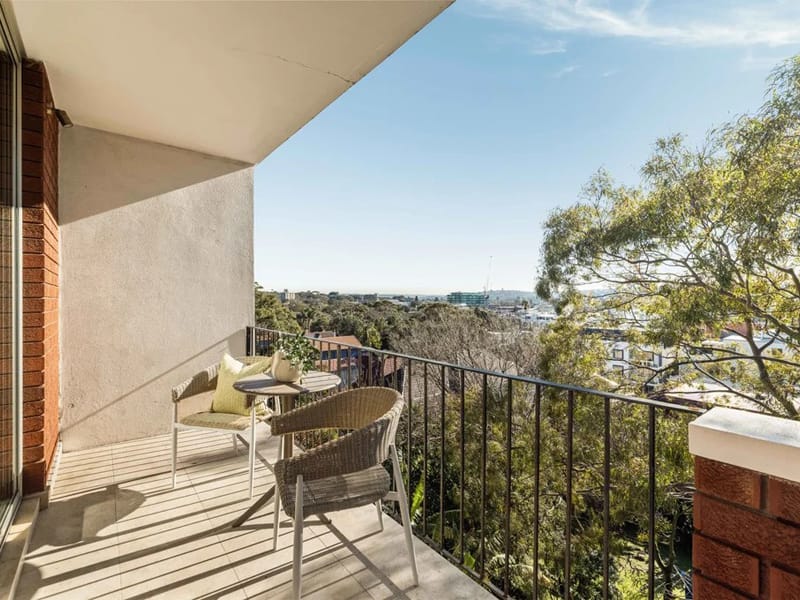 Buyers Agent purchase in Francis St, Bondi - Balcony